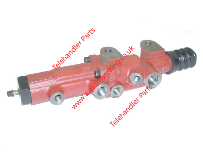 228686 Manitou Brake Master Cylinder